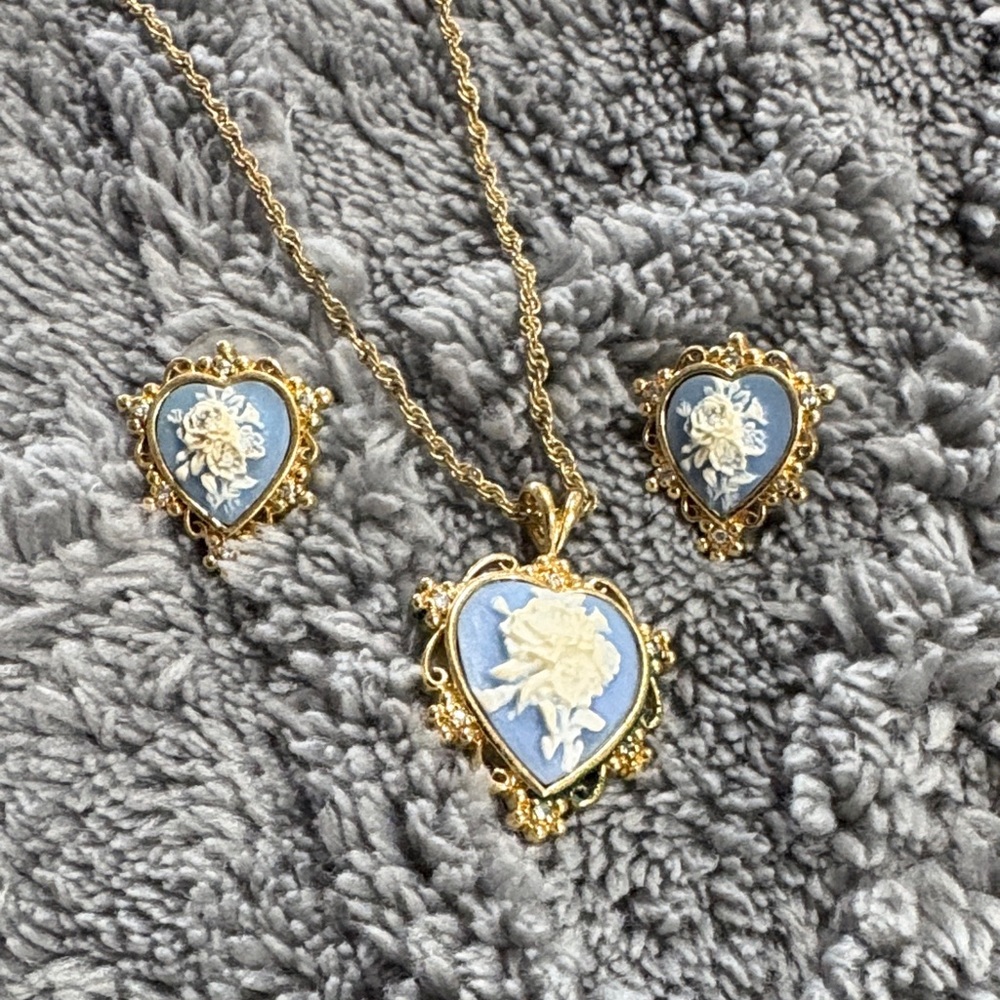Gold-Tone Blue Heart Cameo Necklace & Earring Set - Picture 1 of 4